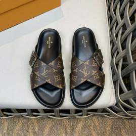 Picture of Louis Vuitton Slippers _SKULVsz38-45mnf03151417
